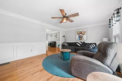26 Davis Circle, Warwick, RI 02886 - Photo 8