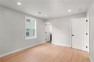 90 Berkshire St, Providence, RI 02908 - Photo 12