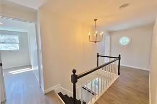 8 Wolf Hill Rd, Smithfield, RI 02917 - Photo 6