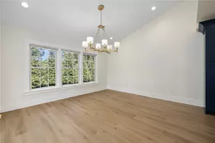 561 Bristol Ferry Rd, Portsmouth, RI 02871 - Photo 8
