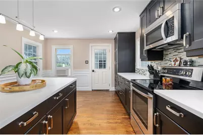 138 Homecrest Avenue, North Smithfield, RI 02896 - Photo 8