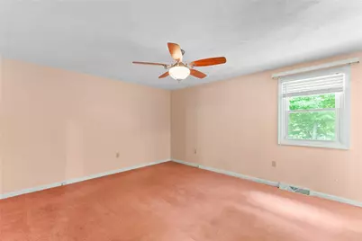 71 Hawthorne Place, North Providence, RI 02904 - Photo 18