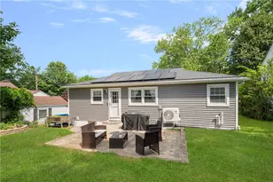 64 Royal Ave, Providence, RI 02908 - Photo 14