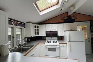 58 Beach St, Warren, RI 02885 - Photo 16