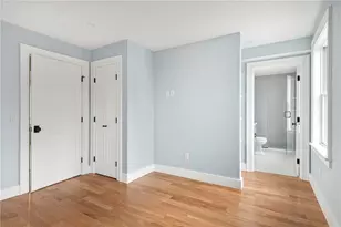 118 Newport Ave, Middletown, RI 02842 - Photo 30