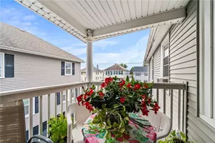 196 Cameron St, Pawtucket, RI 02861 - Photo 30