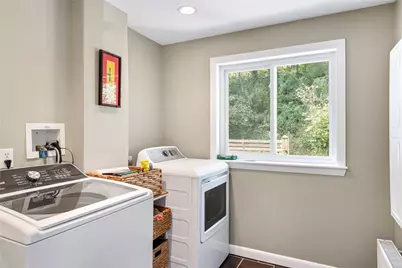 140 Connection Street, Newport, RI 02840 - Photo 32