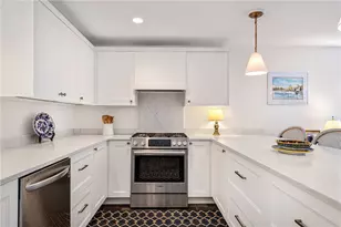 140 Connection St, Newport, RI 02840 - Photo 12
