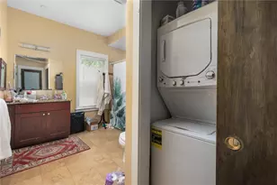 64 Pitman St, Providence, RI 02906 - Photo 24