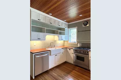 41 Walcott Avenue, Jamestown, RI 02835 - Photo 6