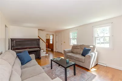15 Drake Road, Warwick, RI 02888 - Photo 4