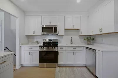 117 Canonchet Drive, Portsmouth, RI 02871 - Photo 12