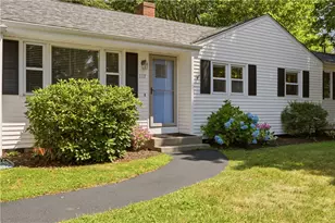 117 Canonchet Dr, Portsmouth, RI 02871 - Photo 2
