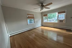 47 Naples Ave, Providence, RI 02908 - Photo 4