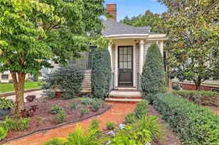 402 Angell St, Providence, RI 02906 - Photo 1