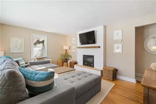 11 O Donnell Rd, Middletown, RI 02842 - Photo 6