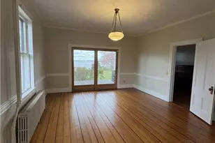 39 Walcott Ave, Jamestown, RI 02835 - Photo 8