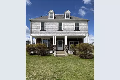 39 Walcott Avenue, Jamestown, RI 02835 - Photo 2