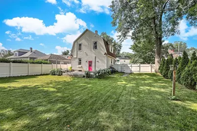 15 Wollaston Street, Cranston, RI 02910 - Photo 44