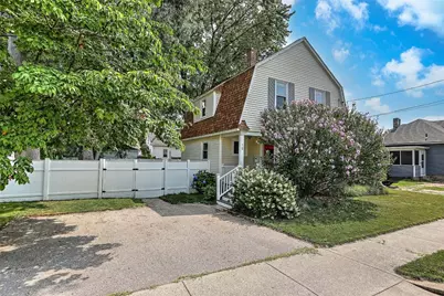 15 Wollaston Street, Cranston, RI 02910 - Photo 2
