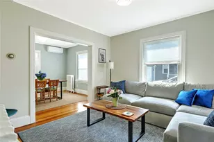 15 Wollaston St, Cranston, RI 02910 - Photo 10