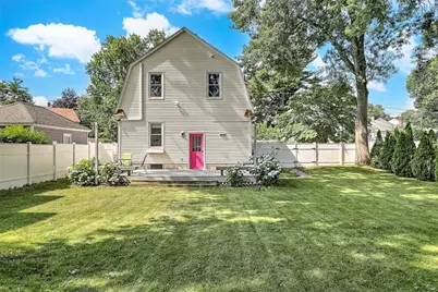 15 Wollaston Street, Cranston, RI 02910 - Photo 42