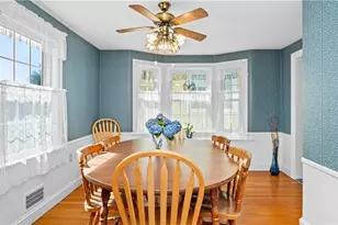 33 Linden Ave, East Providence, RI 02916 - Photo 10