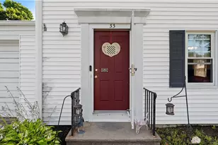 33 Linden Ave, East Providence, RI 02916 - Photo 4