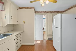 33 Linden Ave, East Providence, RI 02916 - Photo 12