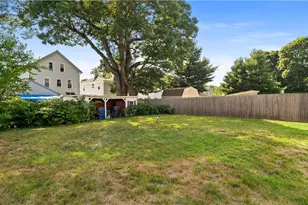 33 Linden Ave, East Providence, RI 02916 - Photo 30