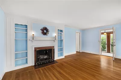 10 Pelham Parkway, North Providence, RI 02911 - Photo 8