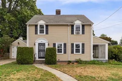 10 Pelham Parkway, North Providence, RI 02911 - Photo 1