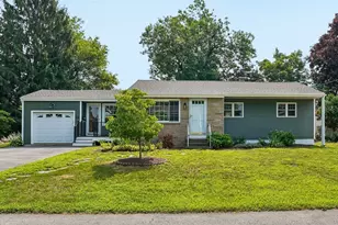 64 Ticonderoga Dr, Warwick, RI 02889 - Photo 4
