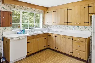 15 Wilder Ave, Westerly, RI 02891 - Photo 10