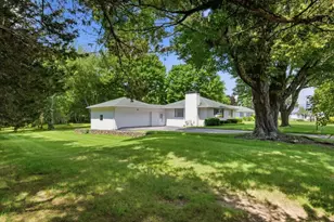 15 Wilder Ave, Westerly, RI 02891 - Photo 2
