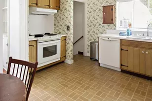 15 Wilder Ave, Westerly, RI 02891 - Photo 12