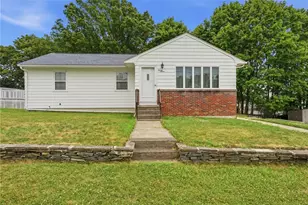 27 Danby St, Providence, RI 02904 - Photo 1