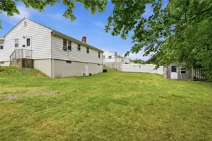 27 Danby St, Providence, RI 02904 - Photo 36