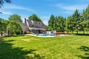 4 Fieldside Dr, Cumberland, RI 02864 - Photo 6
