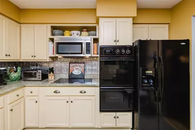 153 Russell Street, Tiverton, RI 02878 - Photo 28