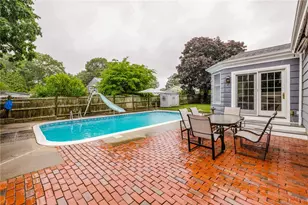 153 Russell St, Tiverton, RI 02878 - Photo 6
