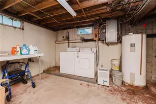 153 Russell St, Tiverton, RI 02878 - Photo 36