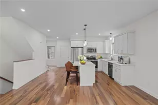 11 Stone St, Providence, RI 02904 - Photo 8