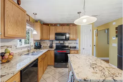 90 Rowley Street, Providence, RI 02909 - Photo 18