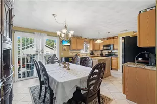 90 Rowley St, Providence, RI 02909 - Photo 14