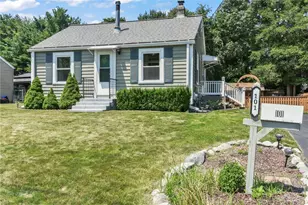 101 Endicott Dr, Warwick, RI 02886 - Photo 2