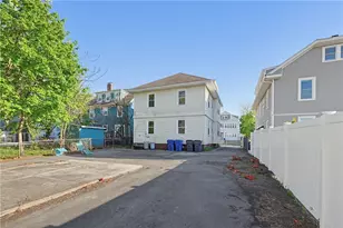 18 Forest Street St, Providence, RI 02906 - Photo 4