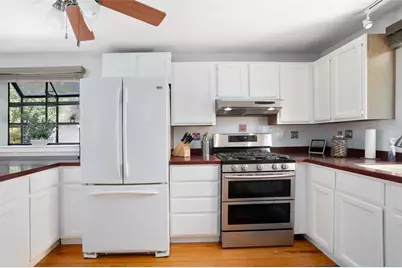 70 Country Hill Road, Cumberland, RI 02864 - Photo 10