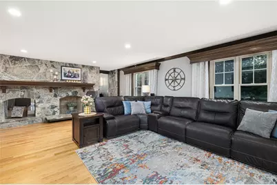 365 West Wrentham Road, Cumberland, RI 02864 - Photo 18