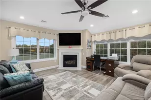 365 W Wrentham Rd, Cumberland, RI 02864 - Photo 36